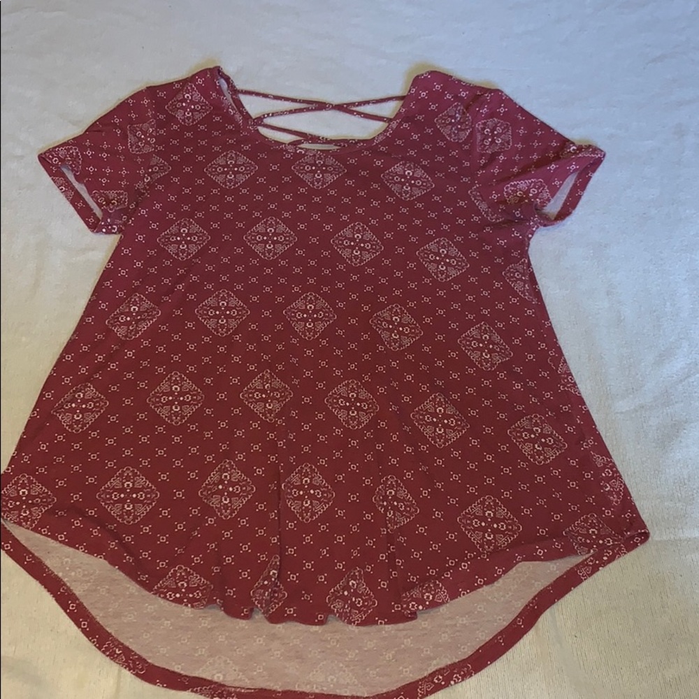 White and maroon/purple shirt